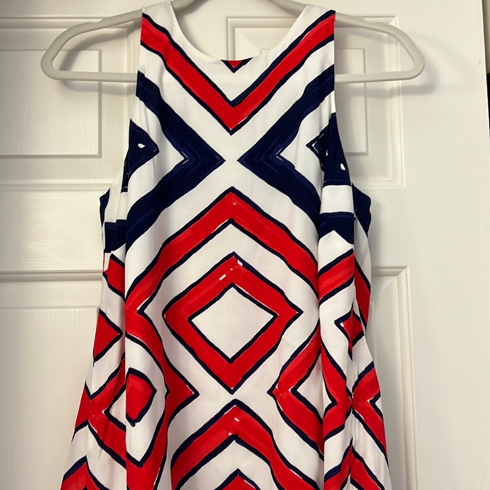 Vineyard Vines top size 6